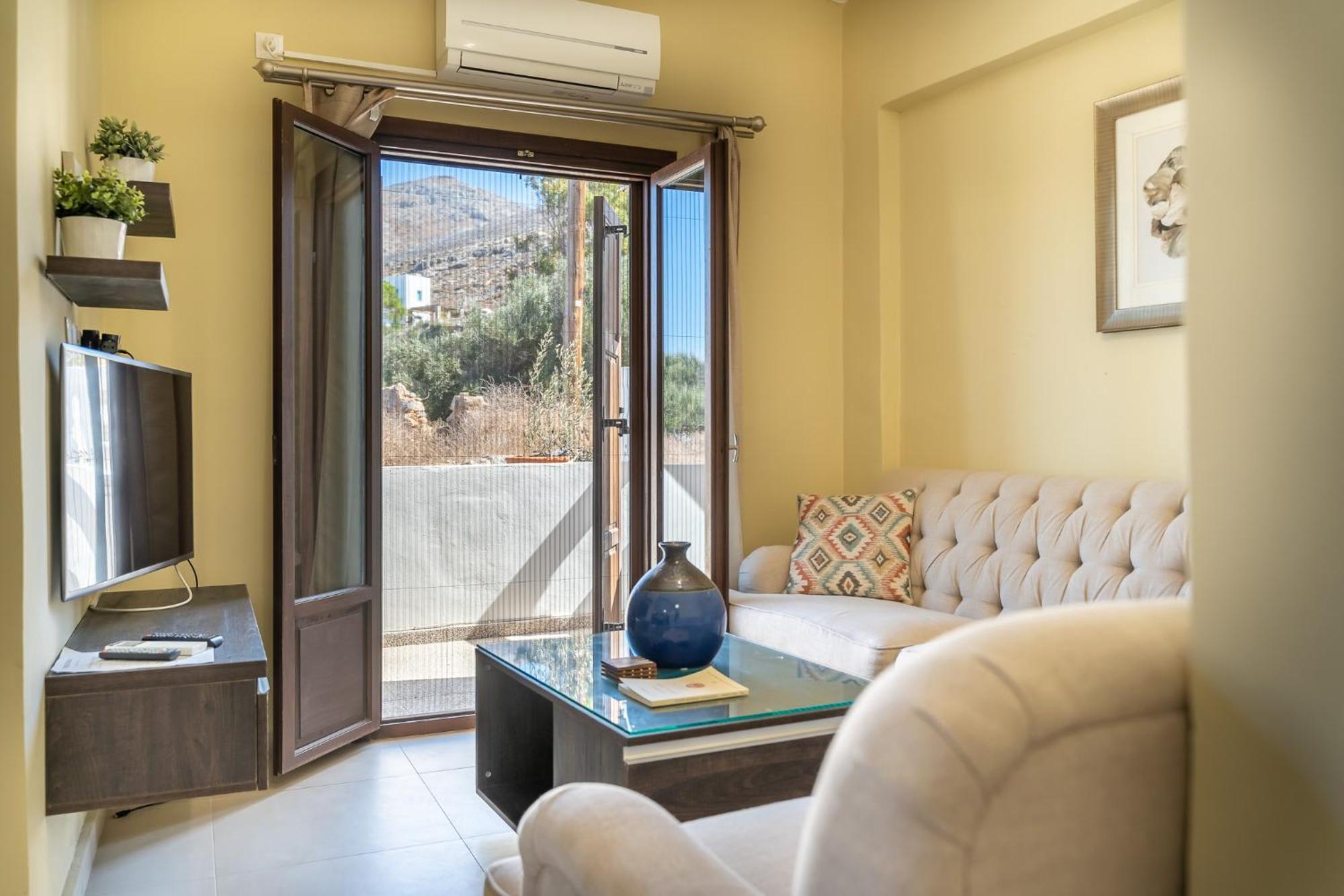 Theoxenia Kasos Luxury Apartments Panagia  Buitenkant foto